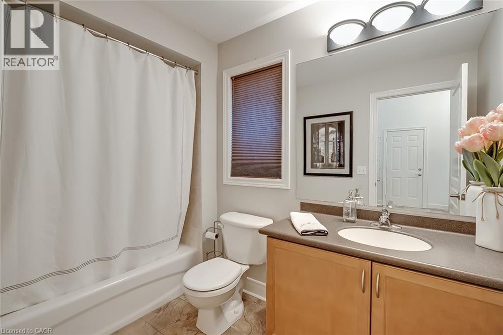 4285 Couples Crescent, Burlington, Ontario  L7M 4Y8 - Photo 7 - 40847429