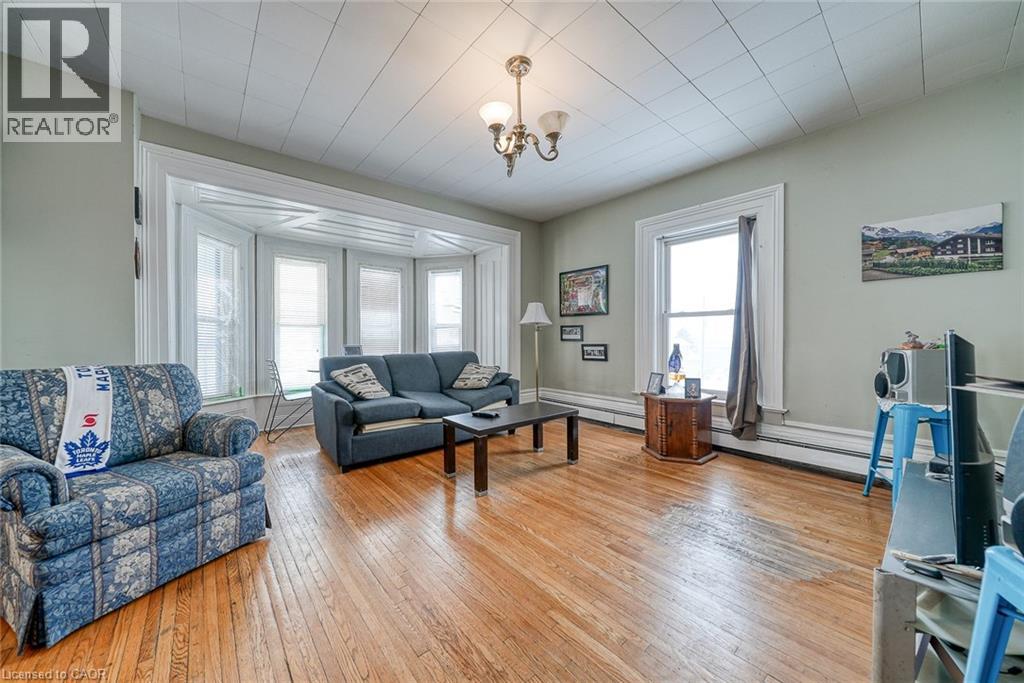 119 Carroll Street, Ingersoll, Ontario  N5C 1W3 - Photo 4 - 40849584
