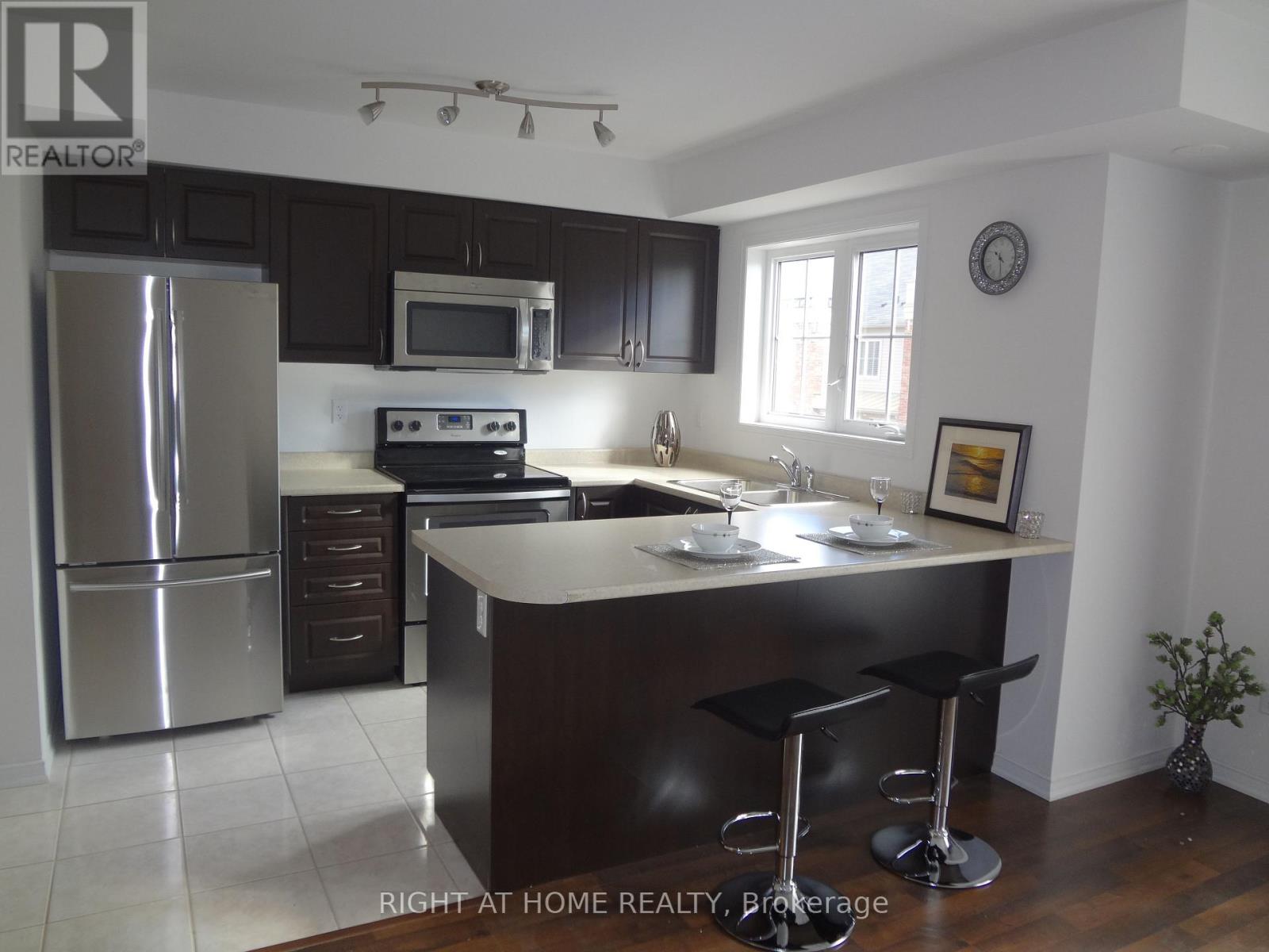 10 - 47 Hays Boulevard, Oakville, Ontario  L6H 0J1 - Photo 7 - W13639734