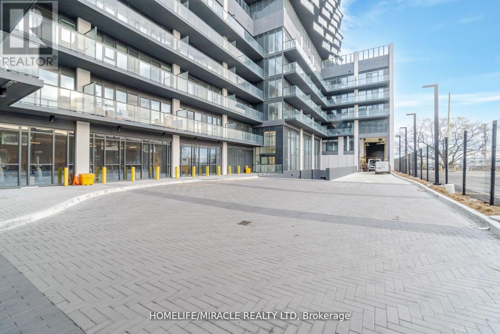 327 - 36 Zorra Street, Toronto, Ontario  M8Z 0G9 - Photo 11 - W13639800