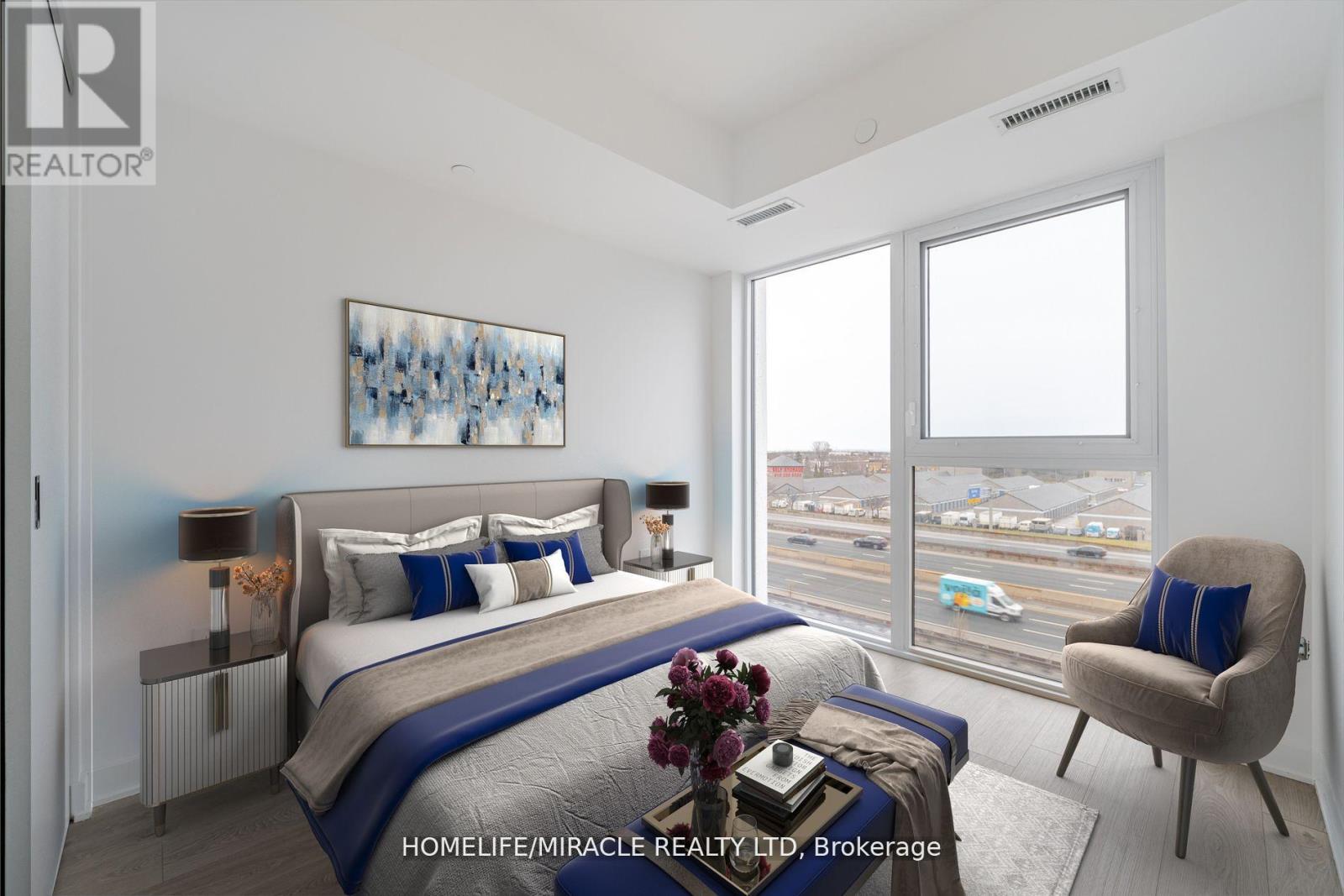 327 - 36 Zorra Street, Toronto, Ontario  M8Z 0G9 - Photo 3 - W13639800