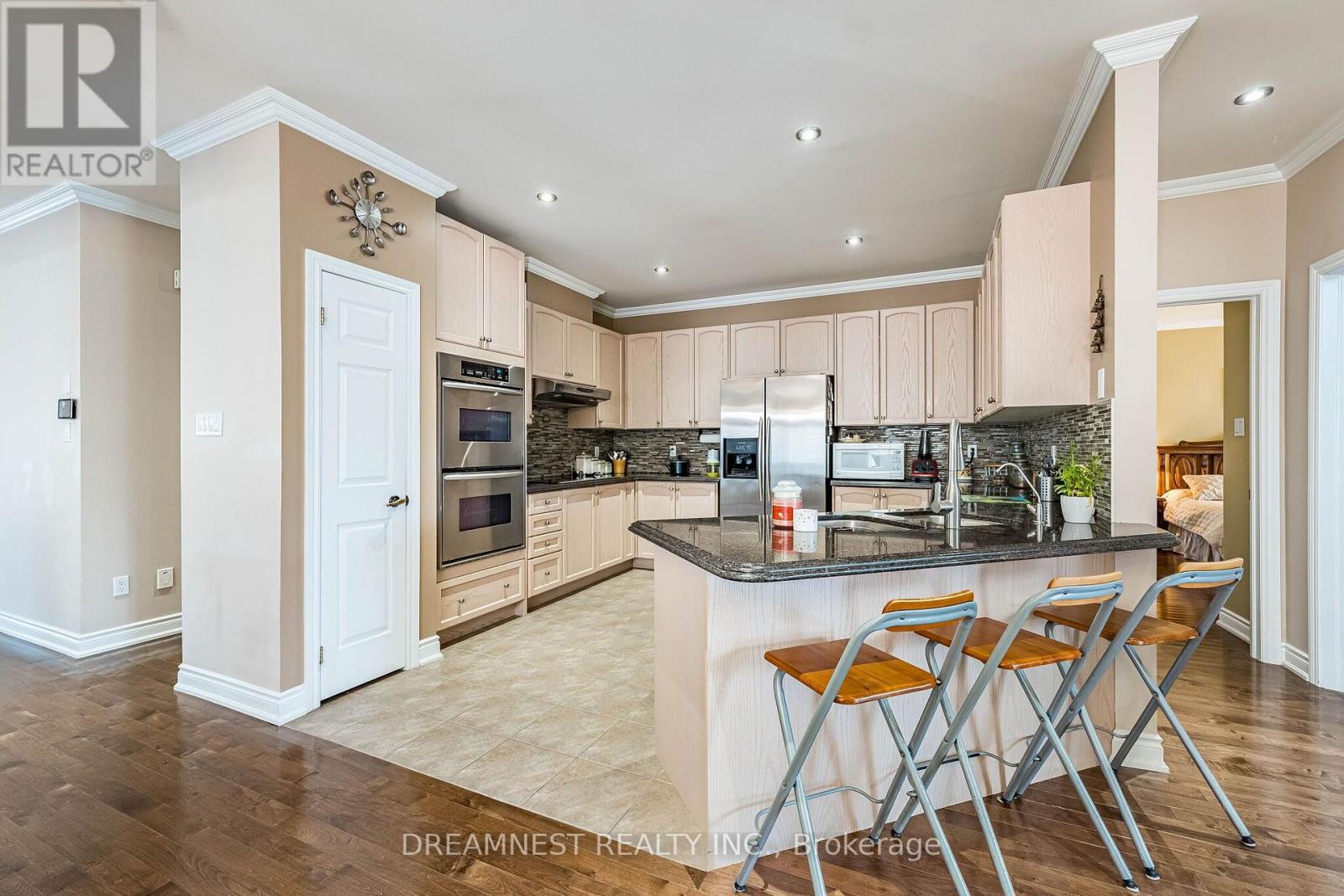 1515 Stewart Crescent, Milton, Ontario L9T 6P8 - Photo 10 - W13639906