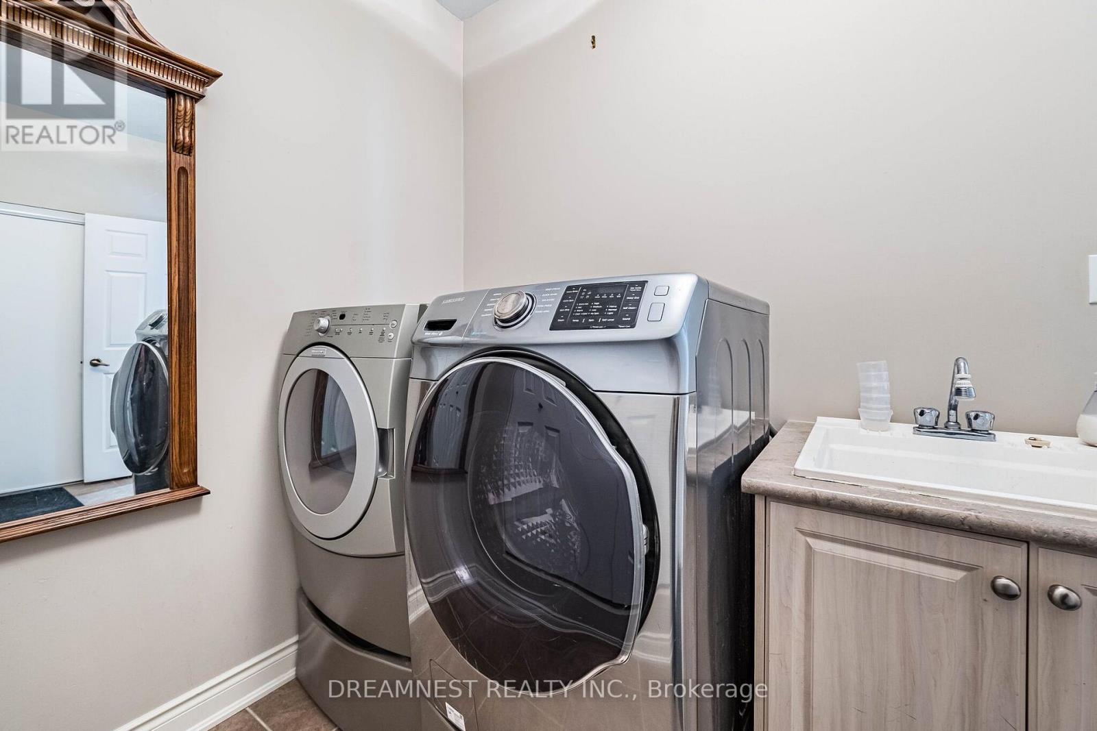 1515 Stewart Crescent, Milton, Ontario L9T 6P8 - Photo 18 - W13639906