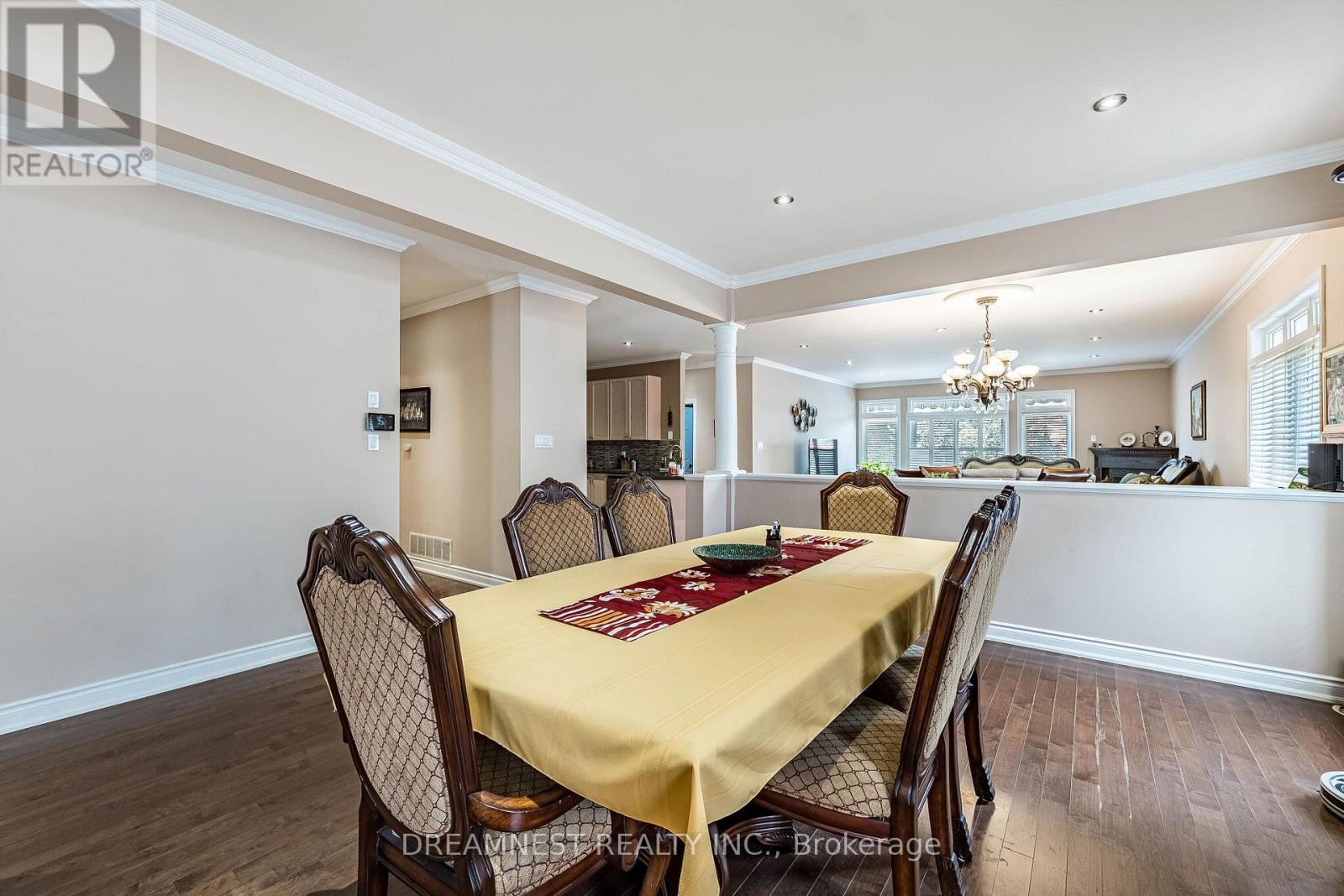 1515 Stewart Crescent, Milton, Ontario L9T 6P8 - Photo 7 - W13639906