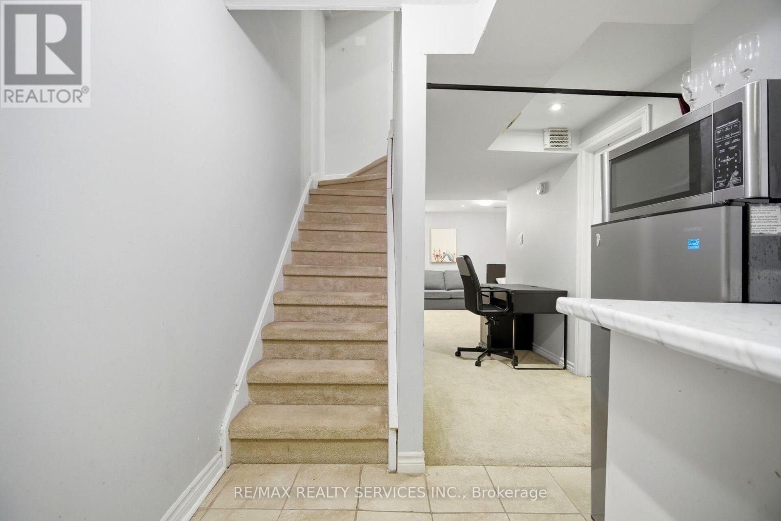 29 Lonestar Crescent, Brampton, Ontario  L7A 2H9 - Photo 37 - W13639946