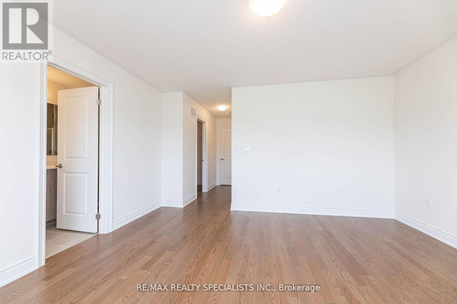 86 BERMONDSEY WAY