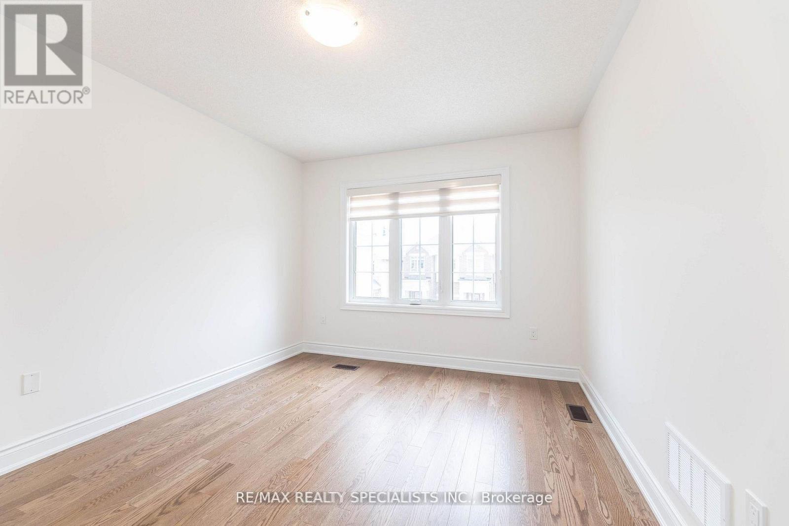 86 Bermondsey Way, Brampton, Ontario L6Y 6K9 - Photo 14 - W13639972