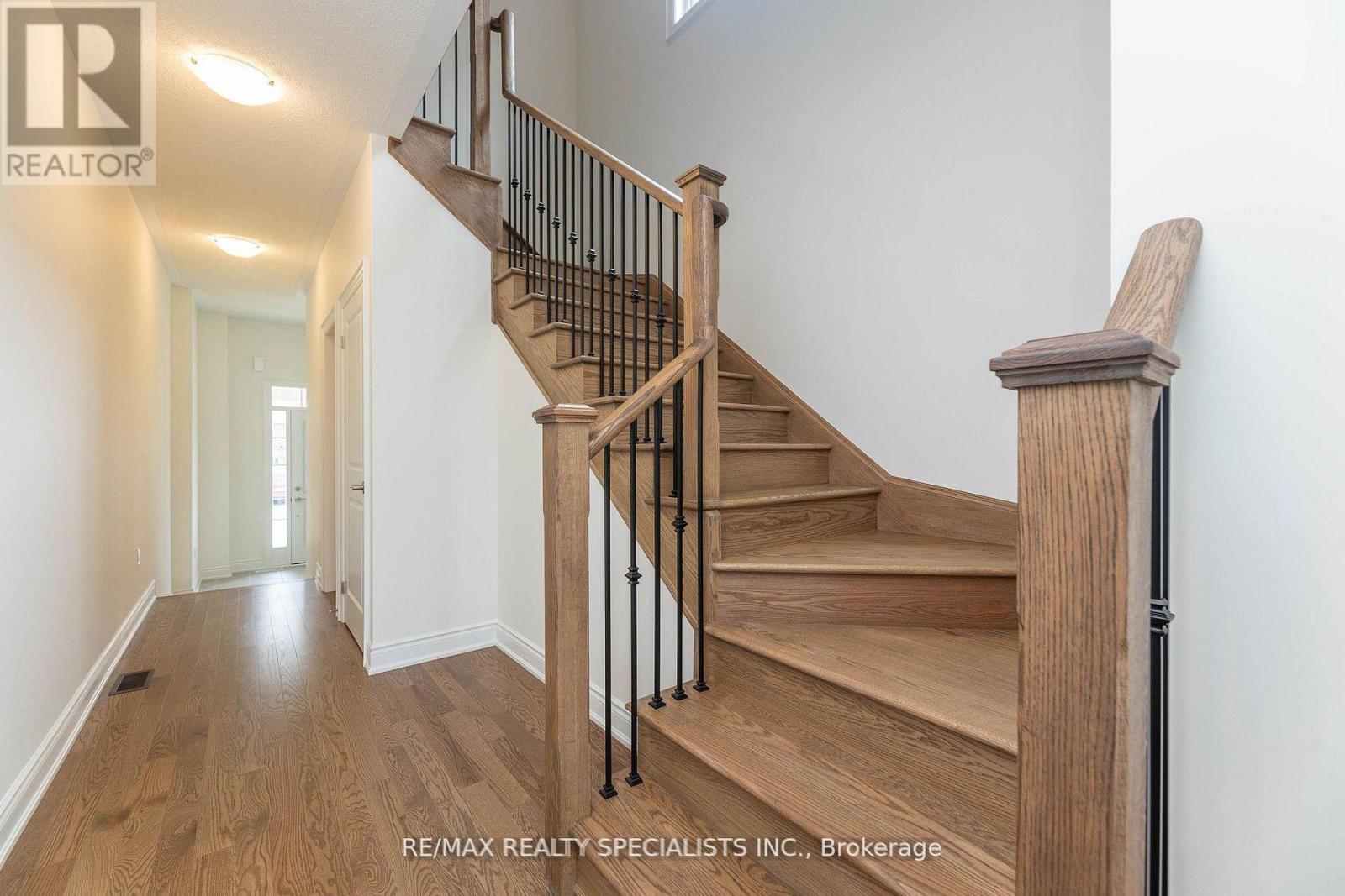 86 Bermondsey Way, Brampton, Ontario L6Y 6K9 - Photo 8 - W13639972