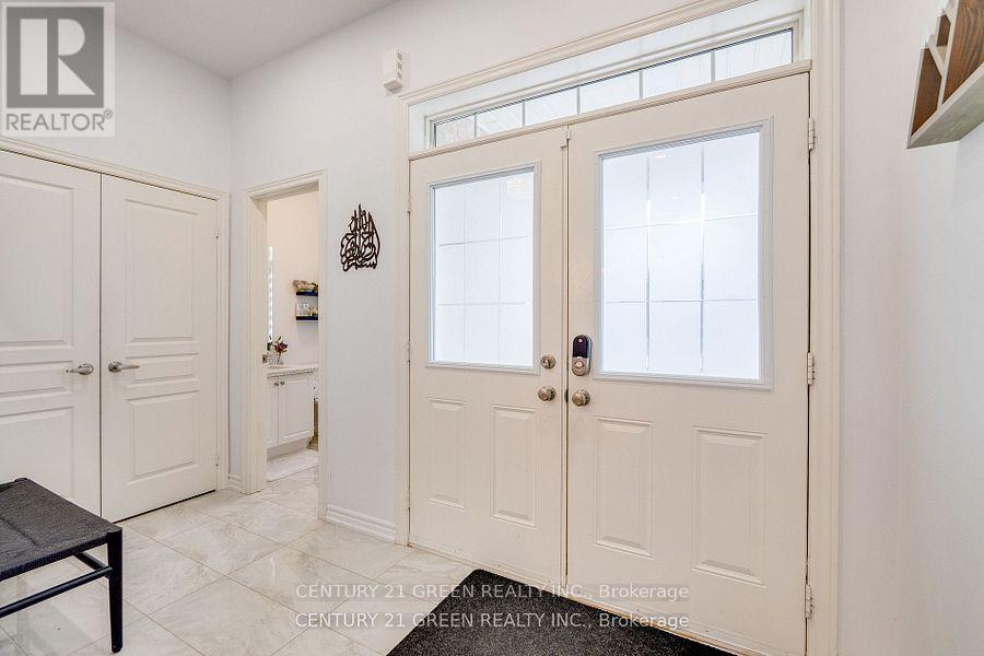 86 Colville Place, Milton, Ontario  L9E 1G8 - Photo 4 - W13640018