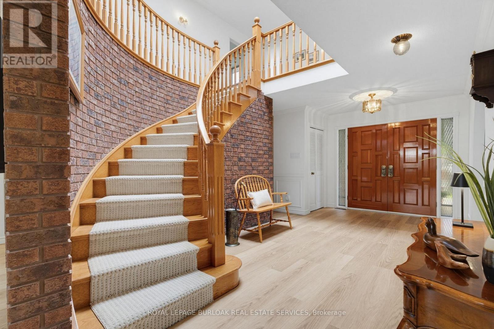 87 Regent Avenue, Hamilton, Ontario  L9B 1T1 - Photo 6 - X13618850