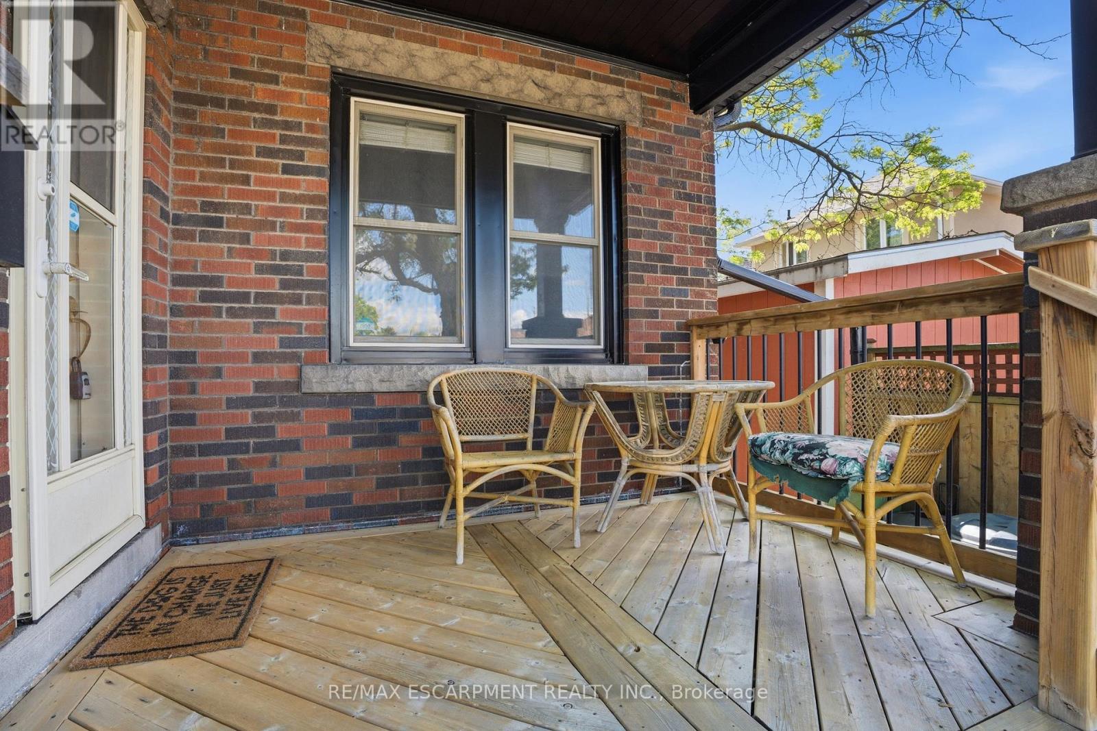 96 Paling Avenue, Hamilton, Ontario  L8H 5J4 - Photo 3 - X13639704