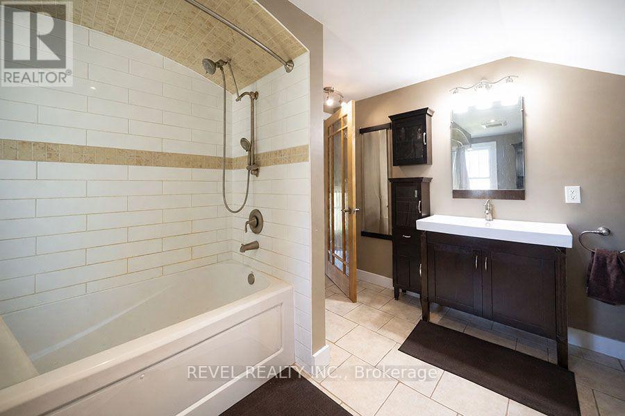 453 Pleasant Ridge Road, Brantford, Ontario  N3T 5L5 - Photo 12 - X13639708