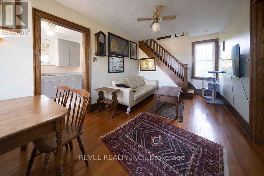 453 Pleasant Ridge Road, Brantford, Ontario  N3T 5L5 - Photo 4 - X13639708