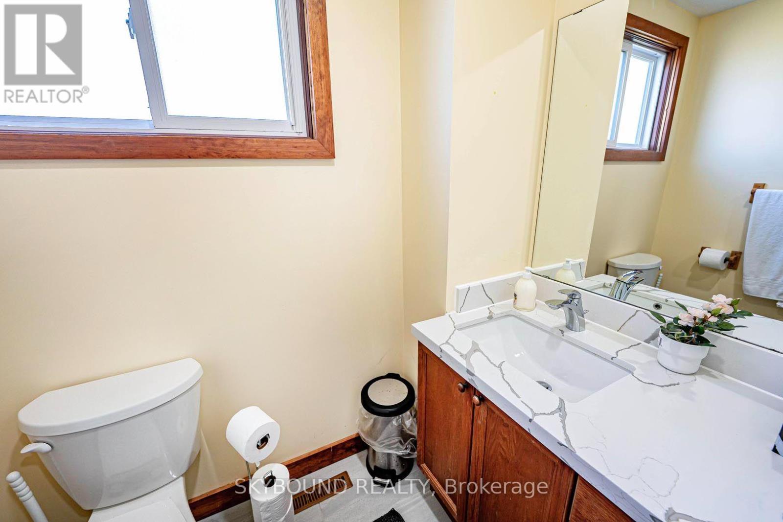 157 Tyrolean Lane, Blue Mountains, Ontario  L9Y 0N3 - Photo 30 - X13639774