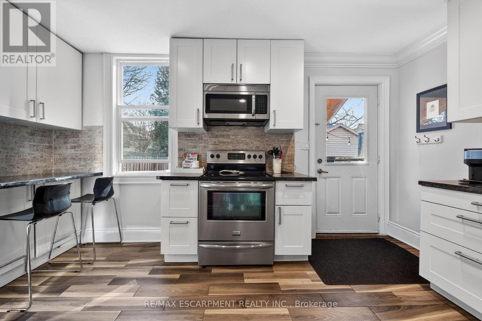 179 Burris Street, Hamilton, Ontario  L8M 2J7 - Photo 10 - X13639808