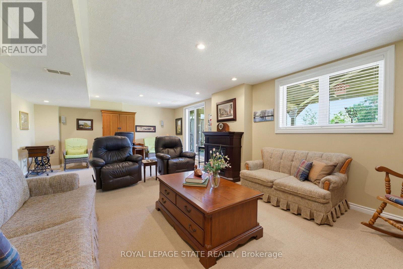 17 - 310 Southbrook Drive, Hamilton, Ontario L0R 1C0 - Photo 20 - X13639814