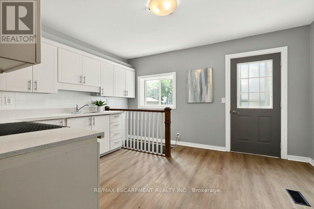 253 Marlborough Street, Brantford, Ontario  N3S 4T4 - Photo 11 - X13639920