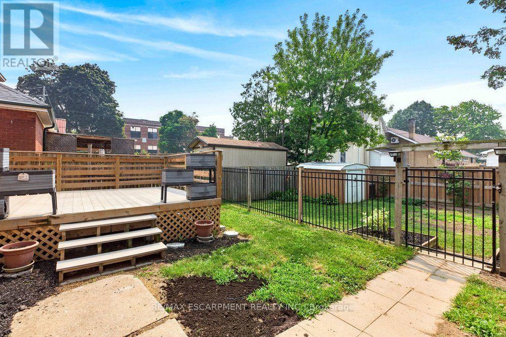 253 Marlborough Street, Brantford, Ontario  N3S 4T4 - Photo 19 - X13639920