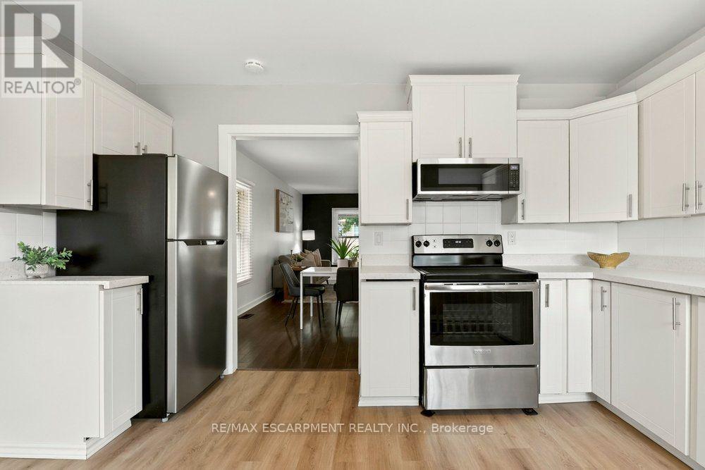 253 Marlborough Street, Brantford, Ontario  N3S 4T4 - Photo 8 - X13639920