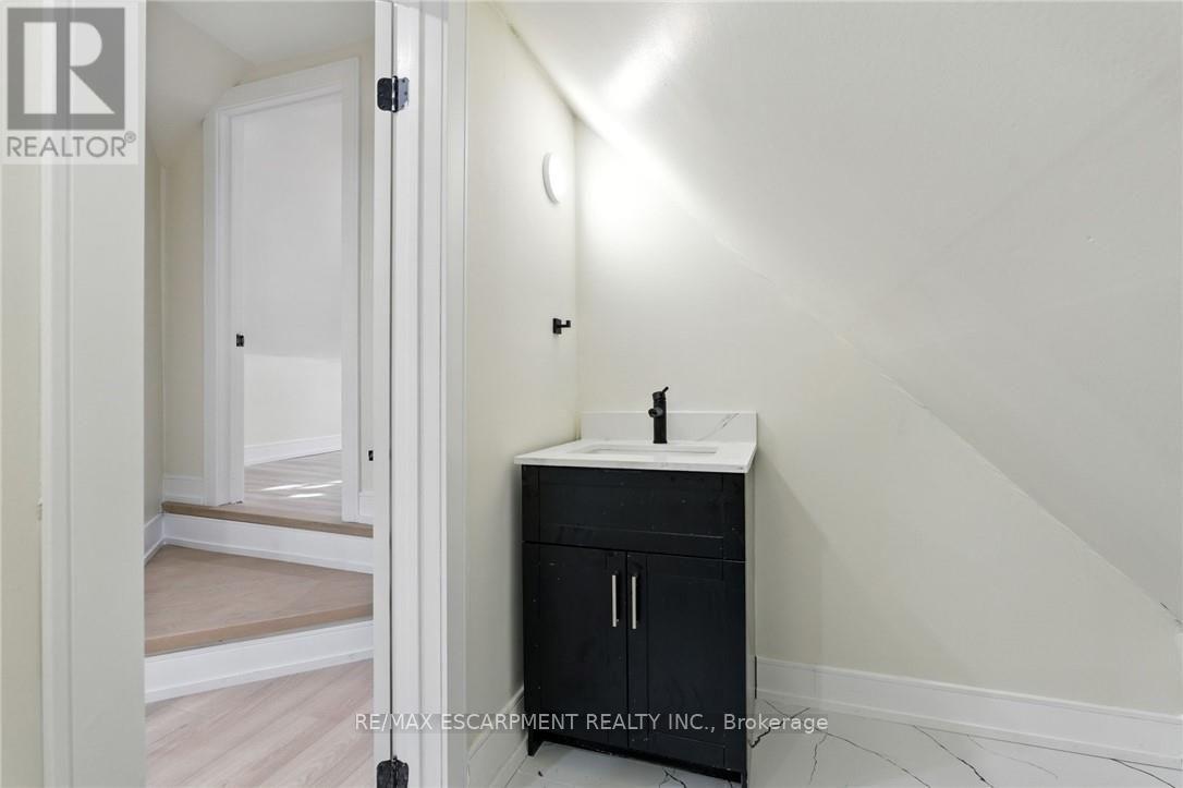 9 Alice Street, Hamilton, Ontario  L8H 4R5 - Photo 37 - X13639964