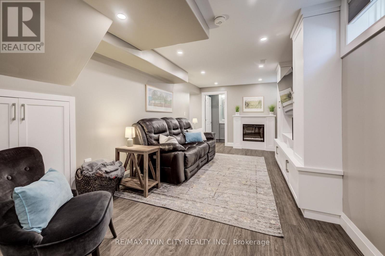 511 Chesapeake Crescent, Waterloo, Ontario N2K 4G1 - Photo 29 - X13640038
