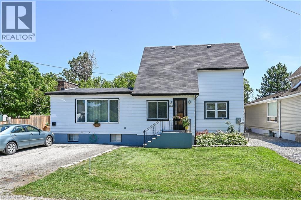 109 Hodgkins Avenue, Thorold, Ontario  L2V 1M2 - Photo 1 - 40853206