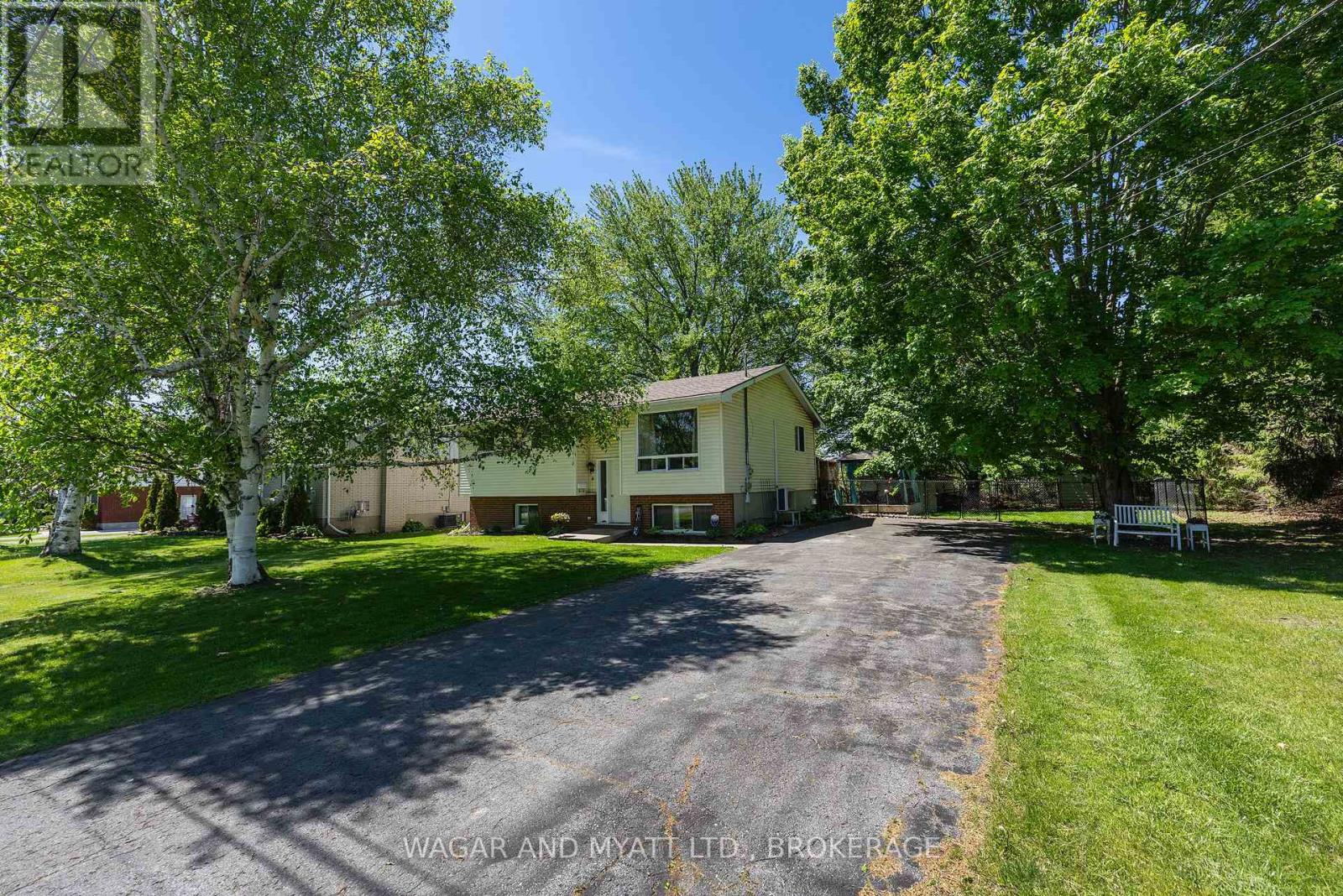 39 Riverview Drive, Greater Napanee, Ontario  K7R 3A1 - Photo 2 - X13223528