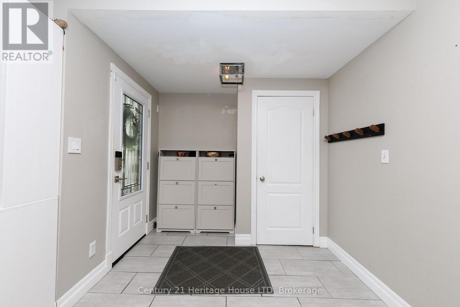 6021 Montrose Road, Niagara Falls, Ontario  L2H 1L4 - Photo 12 - X13623498
