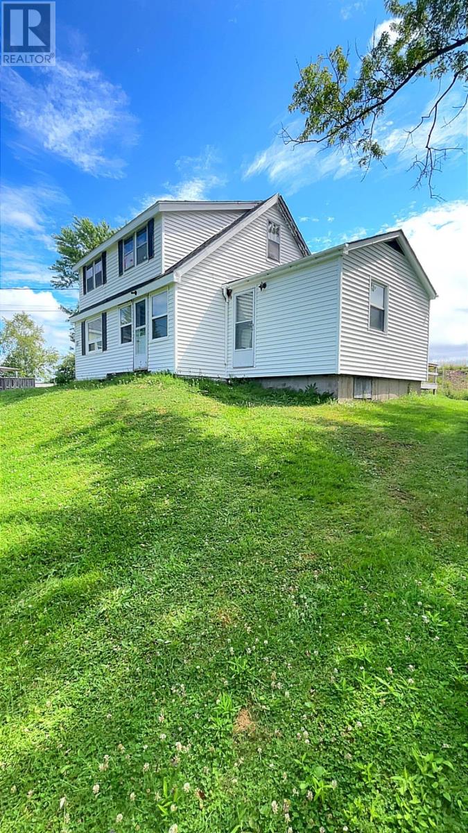 55 High Street, Plymouth, Nova Scotia  B0K 1S0 - Photo 2 - 202618855