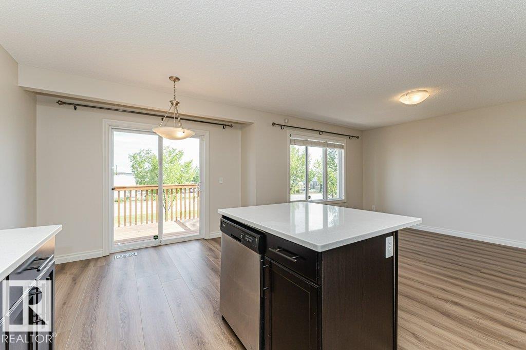 #32 445 Brintnell Bv NW, Edmonton, Alberta  T5Y 0V5 - Photo 8 - E4502173