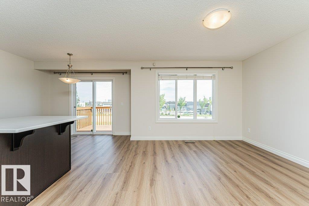 #32 445 Brintnell Bv NW, Edmonton, Alberta  T5Y 0V5 - Photo 9 - E4502173