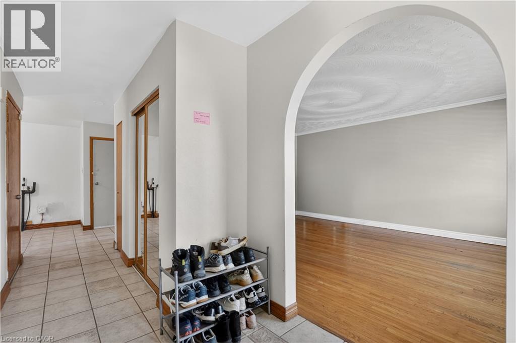 128 Hadeland Avenue, Hamilton, Ontario  L9C 5Z9 - Photo 6 - 40838057