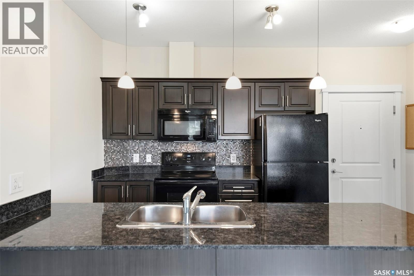 104 714 Hart Road, Saskatoon, Saskatchewan  S7M 1L2 - Photo 8 - SK043449