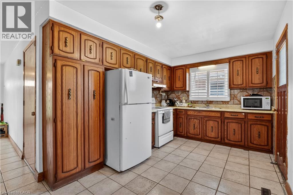128 Hadeland Avenue, Hamilton, Ontario  L9C 5Z9 - Photo 16 - 40838057