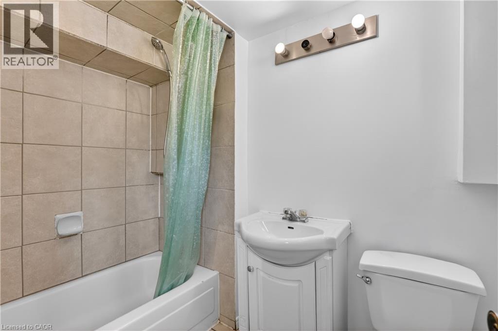 128 Hadeland Avenue, Hamilton, Ontario  L9C 5Z9 - Photo 38 - 40838057
