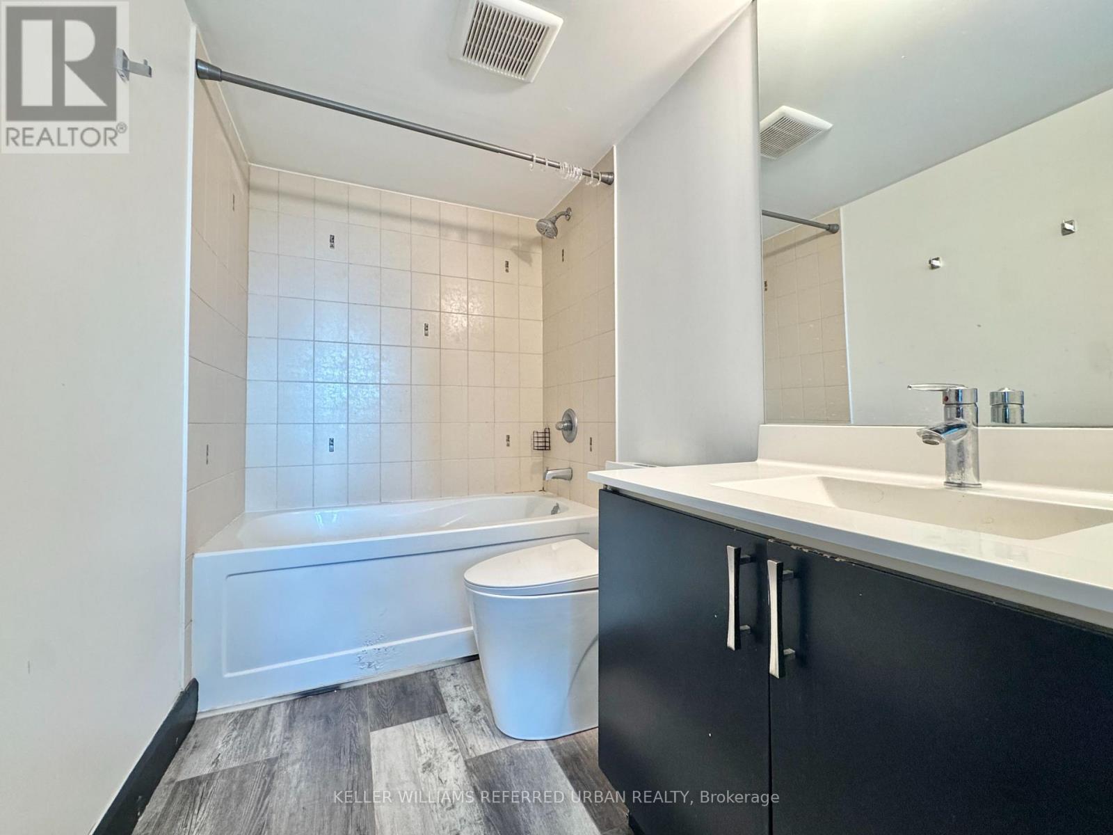 402 - 1235 Bayly Street, Pickering, Ontario  L1W 1L7 - Photo 13 - E13639858
