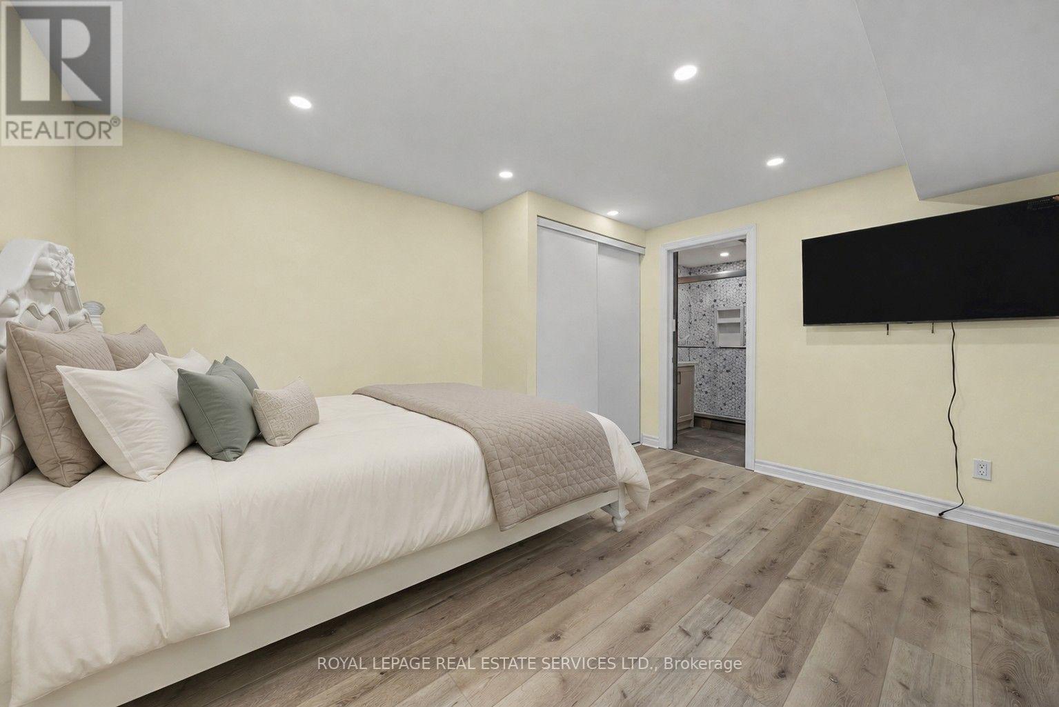 2143 Brays Lane, Oakville, Ontario  L6M 2T2 - Photo 33 - W13635026