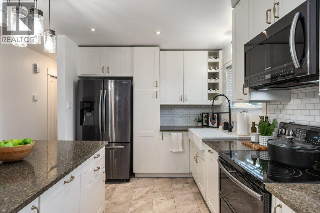 9504 3 Street SE, Calgary, Alberta  T2J 0W8 - Photo 8 - A2321868