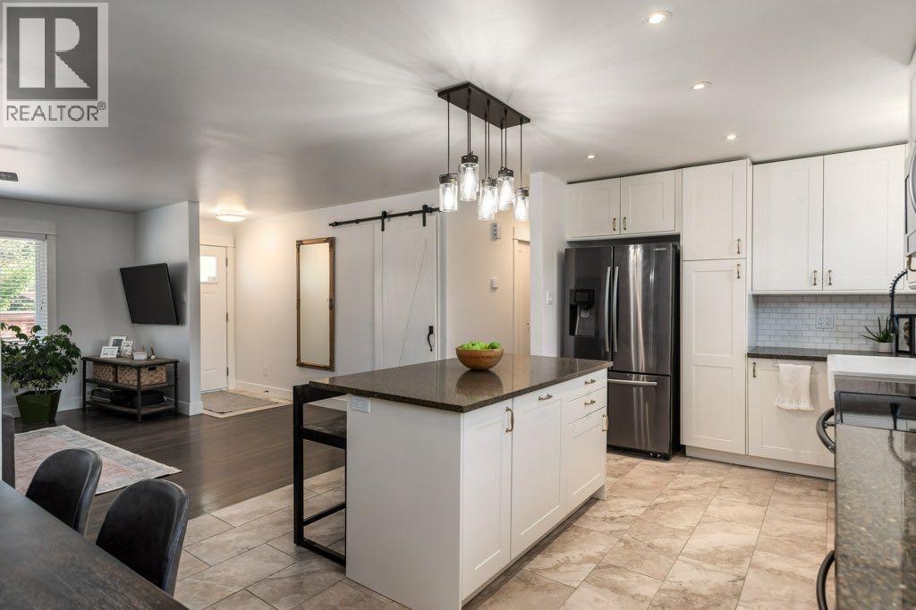 9504 3 Street SE, Calgary, Alberta  T2J 0W8 - Photo 7 - A2321868