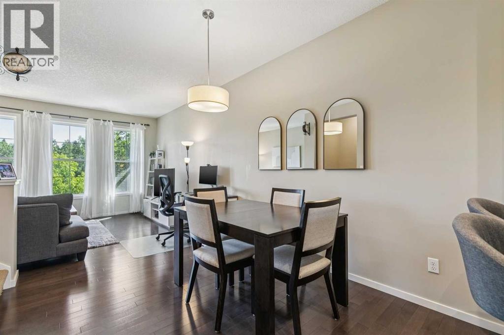 334 Ascot Circle Sw, Calgary, Alberta  T3H 0X2 - Photo 10 - A2325559