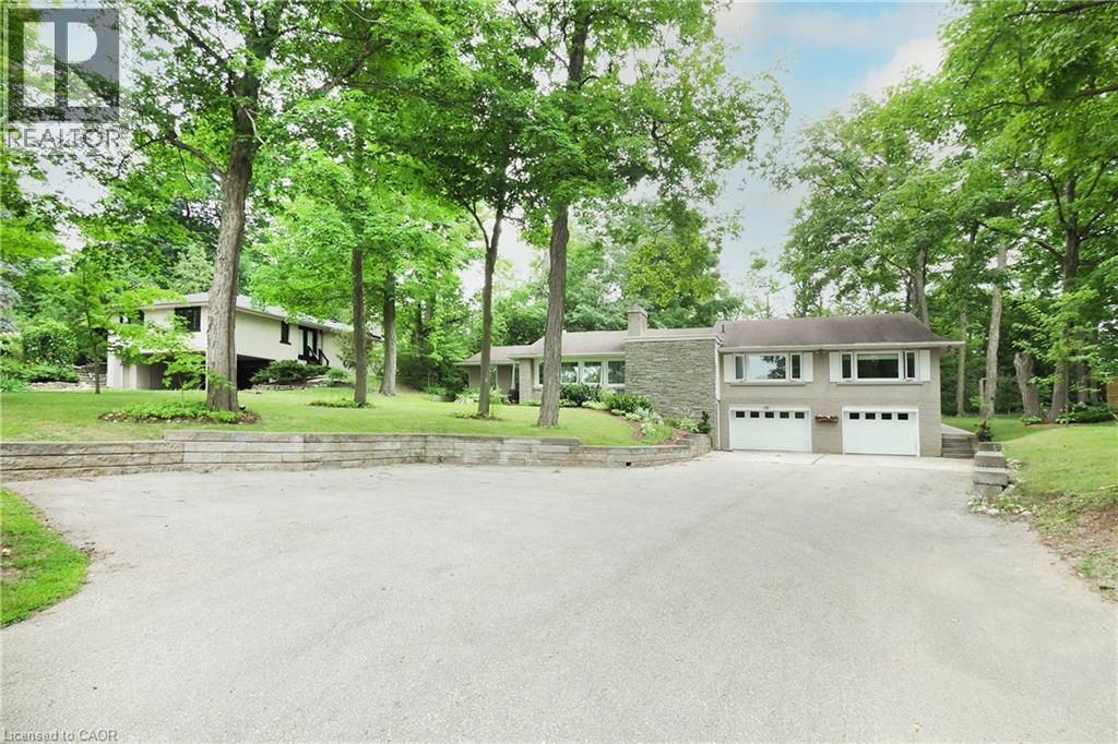 181 Lincoln Road, Waterloo, Ontario  N2J 2P2 - Photo 2 - 40851814