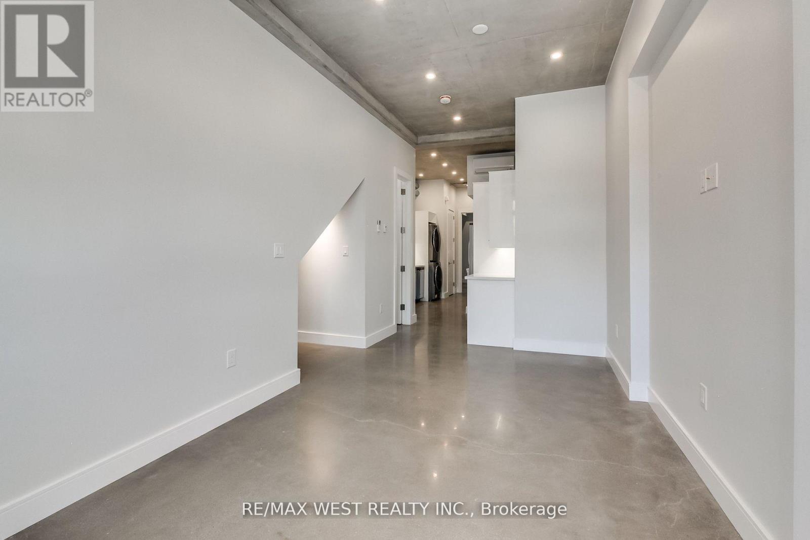 1 - 1745 Keele Street, Toronto, Ontario  M6M 3W9 - Photo 9 - W13629530