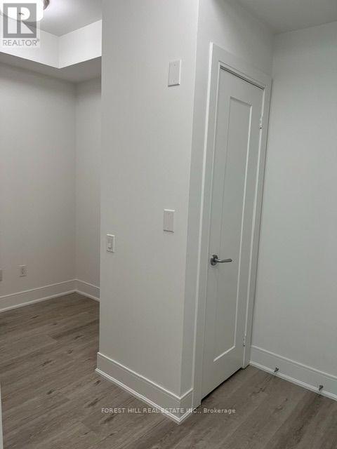 405 - 310 Tweedsmuir Avenue, Toronto, Ontario  M5P 2Y2 - Photo 6 - C13557164