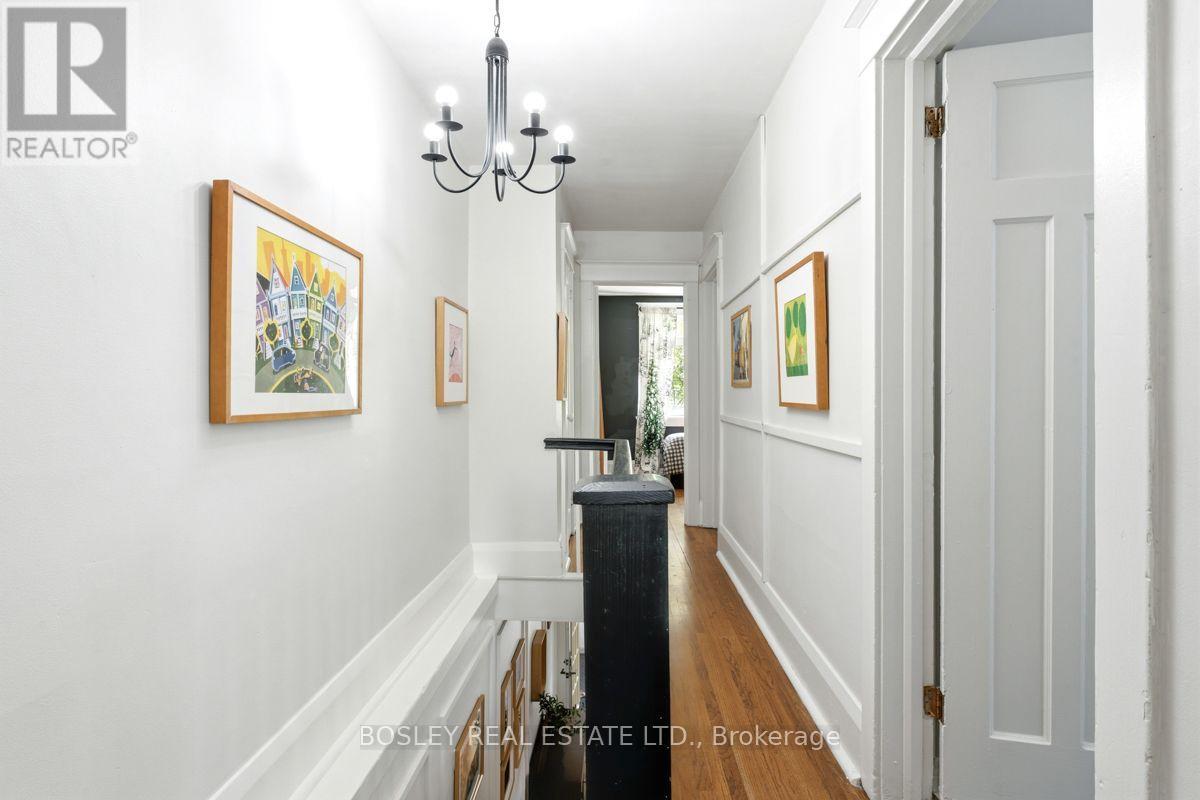 308 Springdale Boulevard, Toronto, Ontario  M4C 2A2 - Photo 20 - E13616910