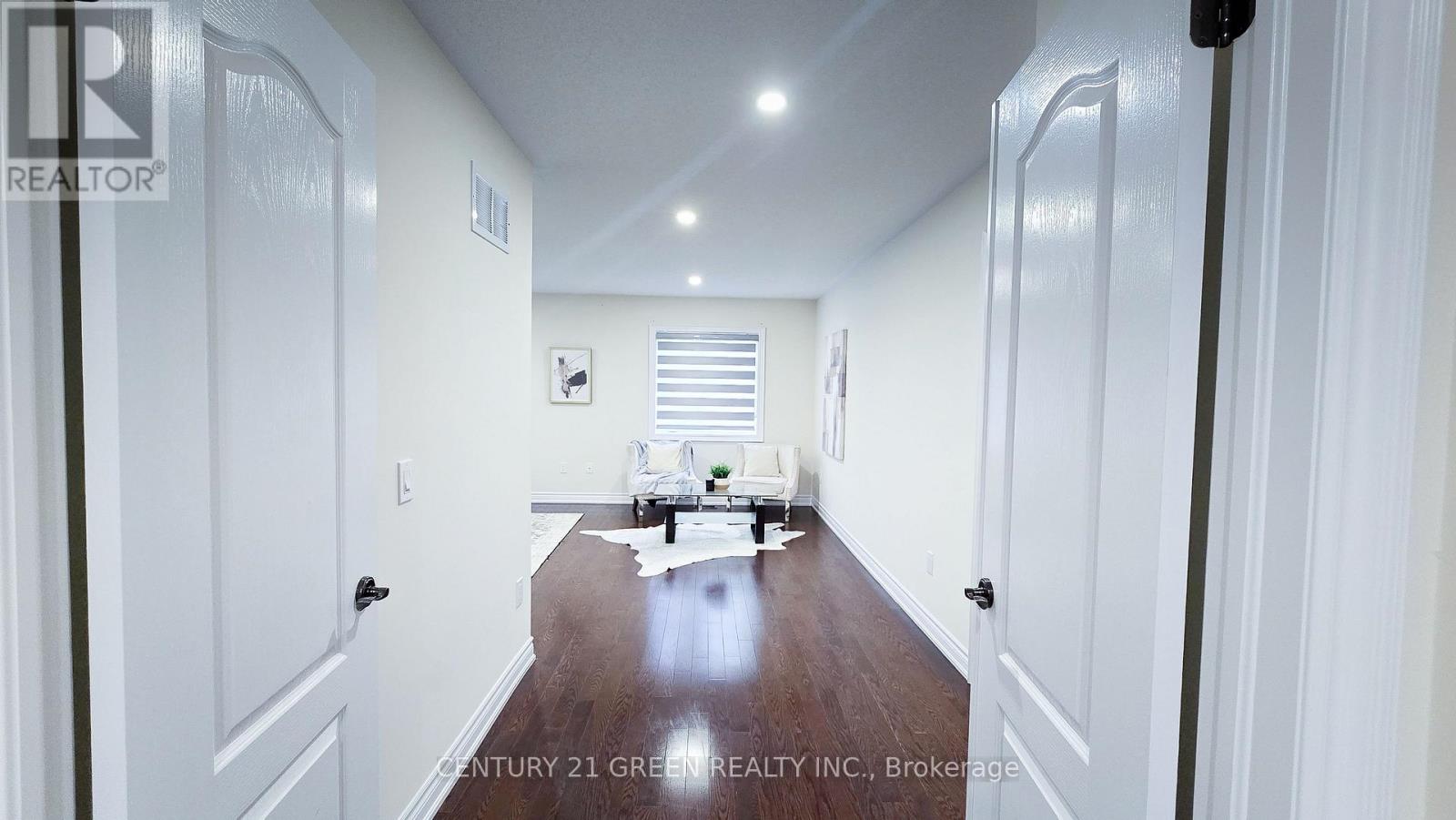61 Magdalan Crescent, Richmond Hill, Ontario L4E 0W4 - Photo 22 - N13623708