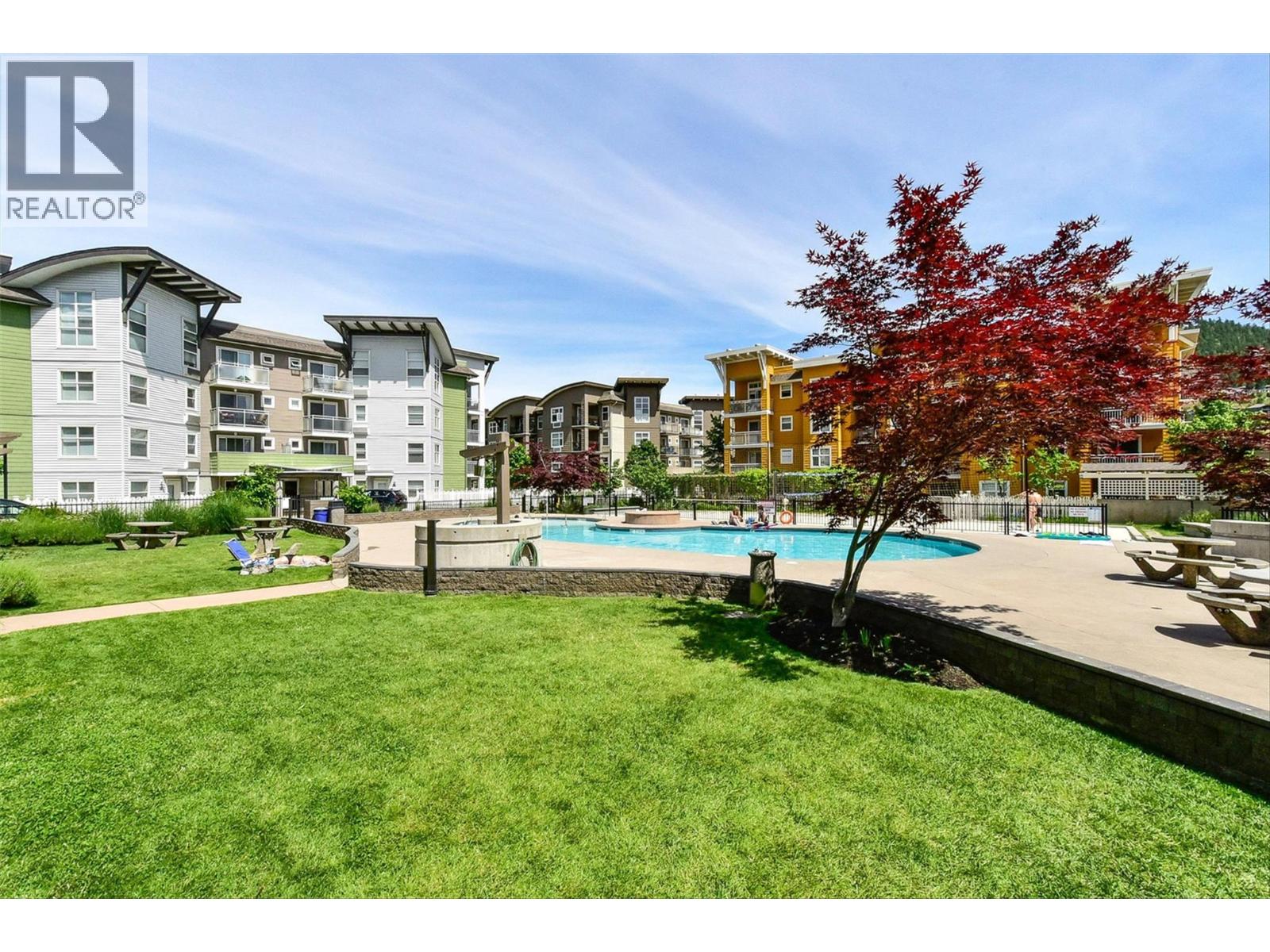 547 Yates Road Unit# 304 Kelowna Photo 3 547 Yates Road Unit# 304 Kelowna Photo 3