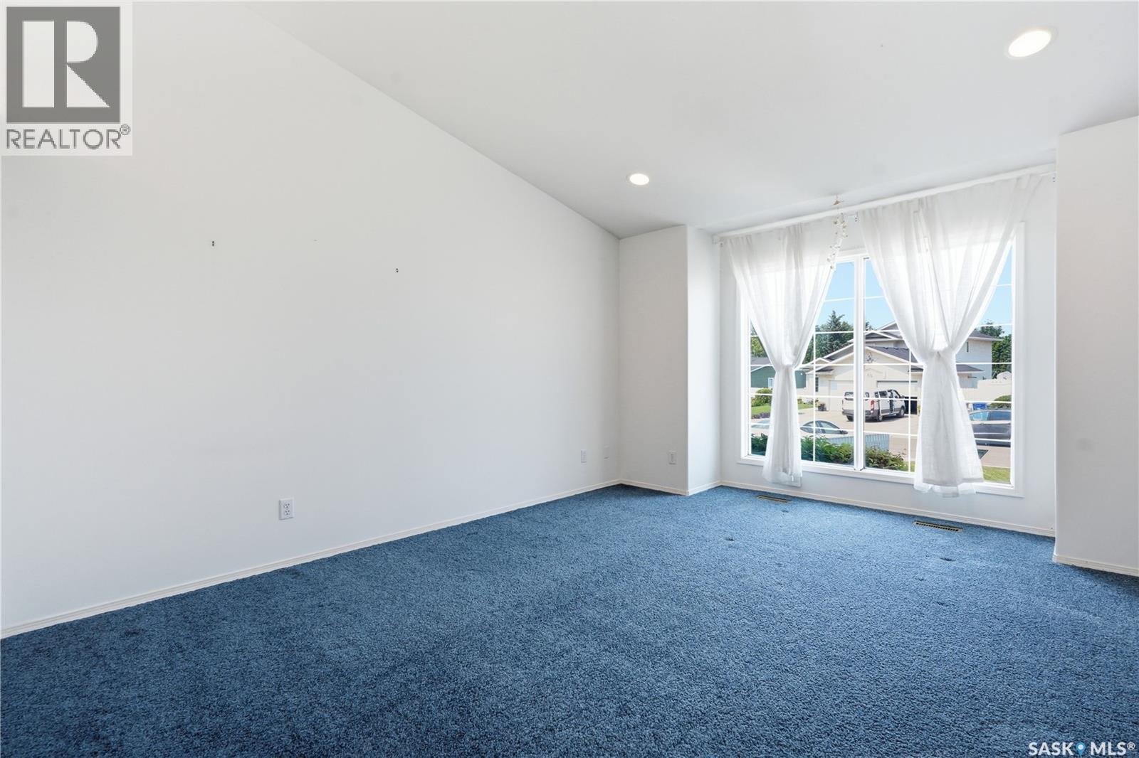 502 Scissons Crescent, Saskatoon, Saskatchewan  S7S 1C2 - Photo 4 - SK044498