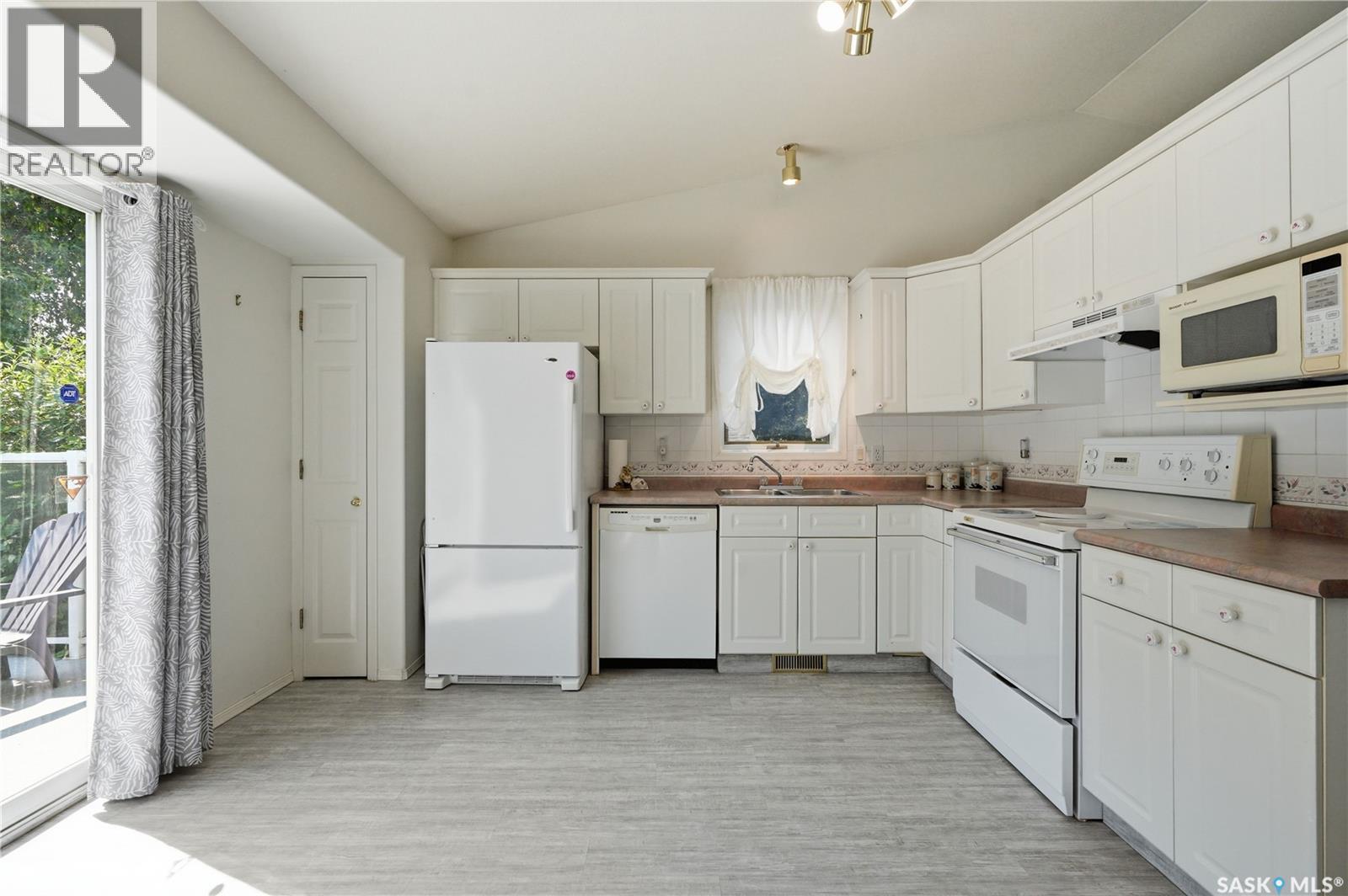 502 Scissons Crescent, Saskatoon, Saskatchewan  S7S 1C2 - Photo 8 - SK044498