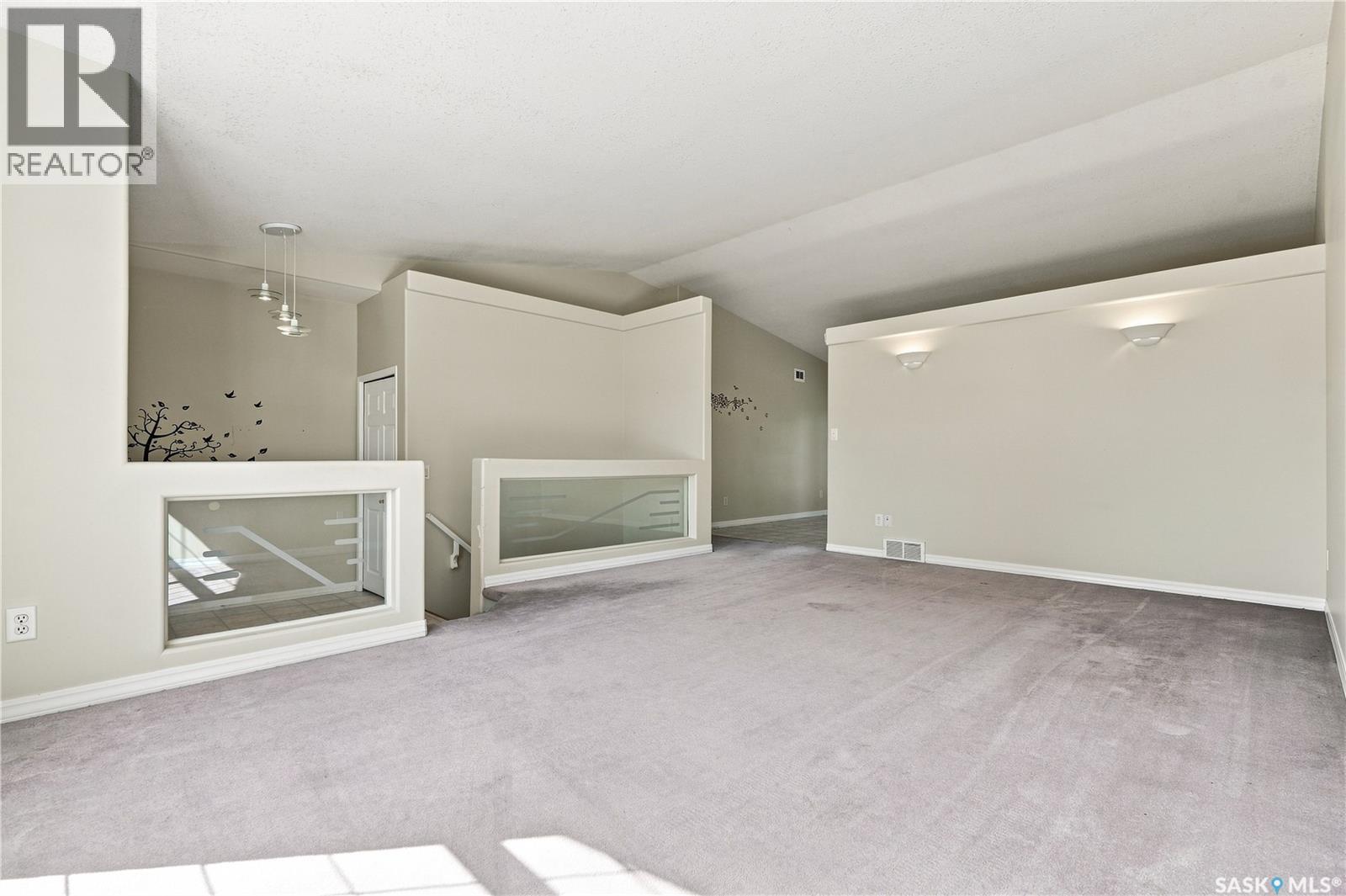 210 Beerling Crescent, Saskatoon, Saskatchewan  S7S 1K4 - Photo 6 - SK044454
