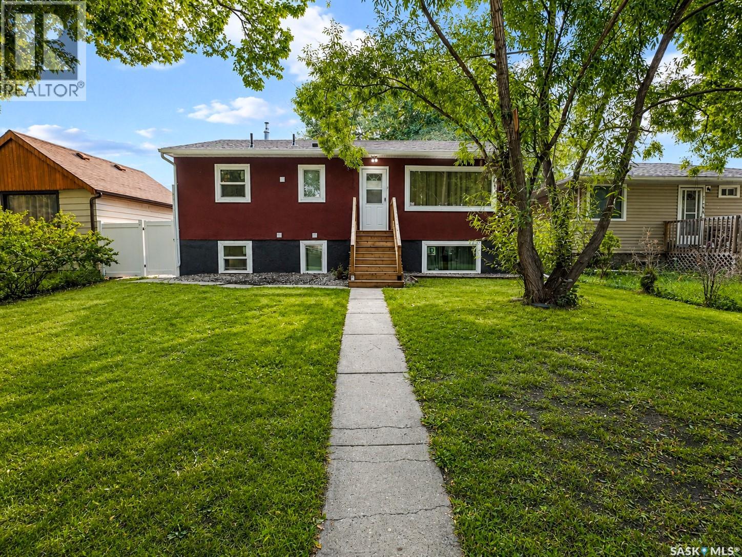 1250 Lindsay STREET, Regina, Saskatchewan